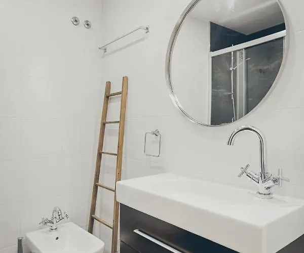 Casa Dos Azulejos - Lapa بيت للعطل *